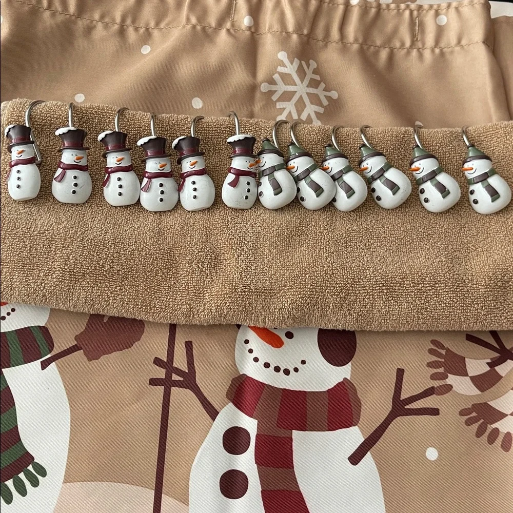 Snowman “Heartland” Shower Curtain and hooks